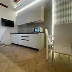 Cavour 63