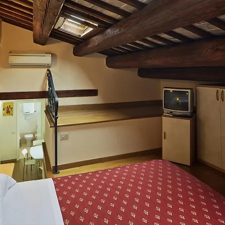 Cavour 63 Ravenna