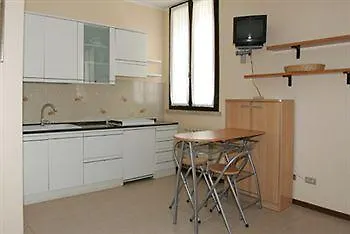 Apart Otel Cavour 63 Ravenna