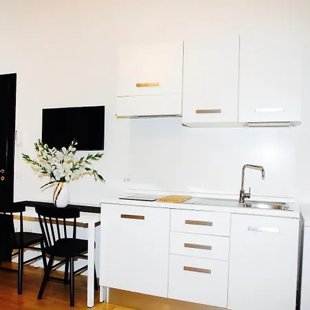 Cavour 63 Aparthotel 3*