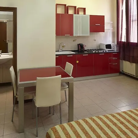 Aparthotel Cavour 63 3*