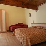 Cavour 63 3*