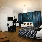 Cavour 63 3* 라벤나