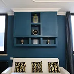 Cavour 63 아파트호텔 3*