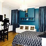 Cavour 63 아파트호텔 3*