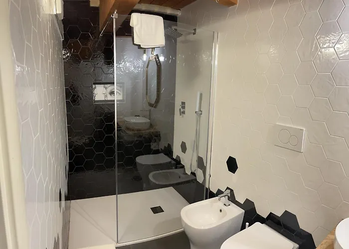 Aparthotel Cavour 63 3*